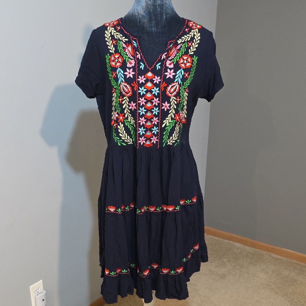 Shoreline Navy Dress with‎ Colorful Embroidery